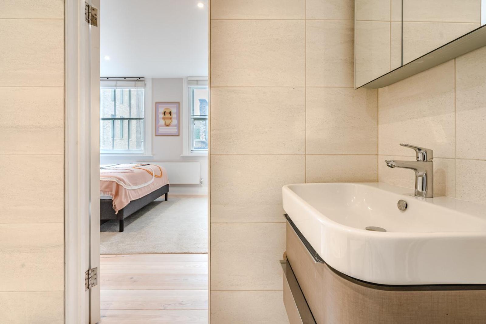 Be London - The Soho Residences Εξωτερικό φωτογραφία